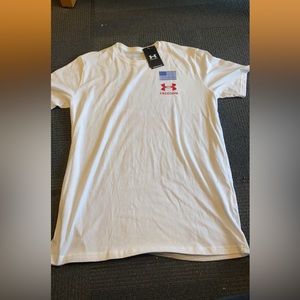 Under Armour t shirt